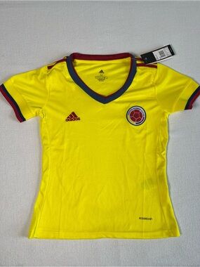 2022 Colombia National Team Women's Home Jersey Size Medium New With Tags Fútbol